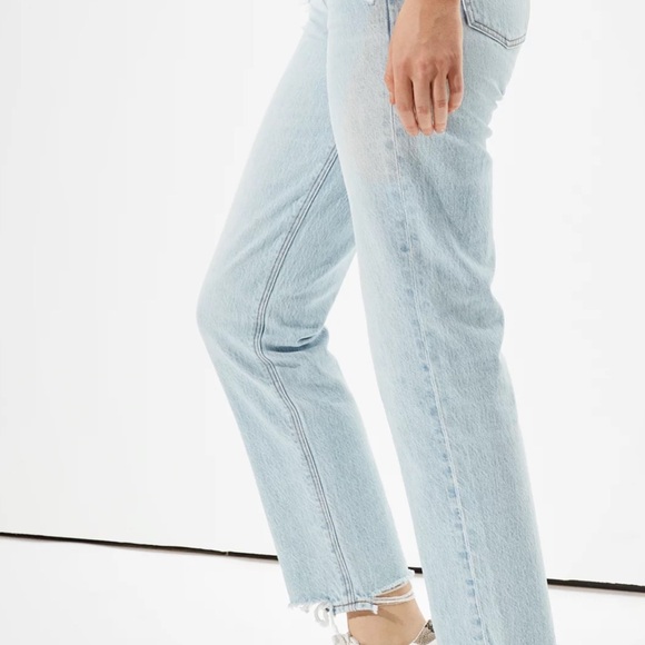 American Eagle Light Blue Distressed jeans Jeans - Picture 2 of 14